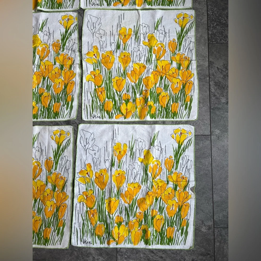 Vintage Vera Neumann Yellow and Green Napkins Set of 6 cotton edged in green 15”